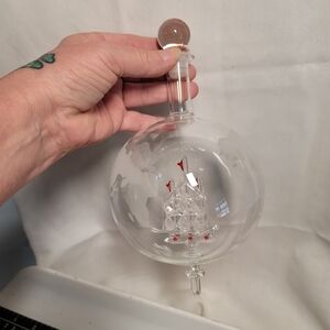 Handmade Liquor/Wine Etched Globe Decanter w/o Stand